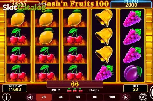Écran3. Cash'n Fruits 100 Hold & Win Machine à sous