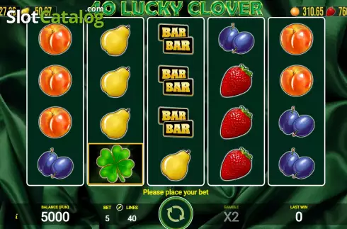 Game screen. 40 Lucky Clover slot