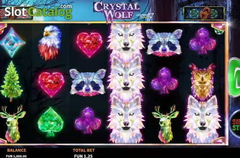 Reels Screen. Crystal Wolf Lightning Chase slot