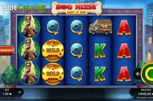 Game Screen. Dog Heist Shift 'N' Win slot