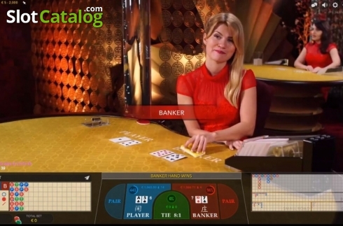 Game Screen. Baccarat Squeeze (Evolution Gaming) slot