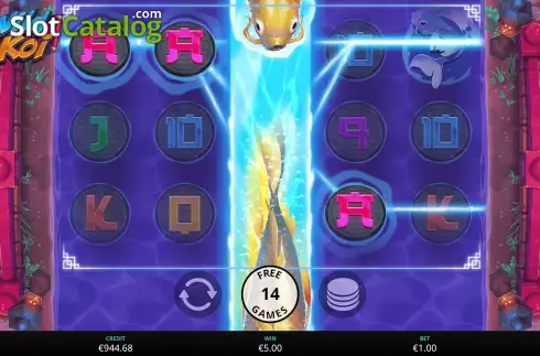 Free Spins Gameplay Screen. Wild Koi slot