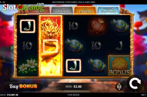 Win screen 2. Moonrise Fortunes Hold & Win slot