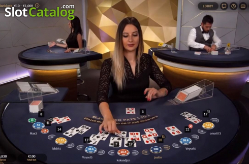 画面2. White Gold Blackjack (ホワイト・ゴールド・ブラックジャック) カジノスロット