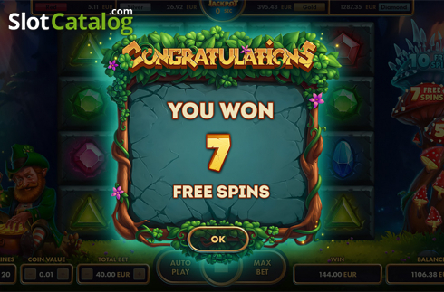 Free spins intro screen. Clover Stones slot