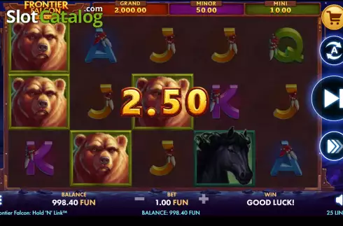 Schermo3. Frontier Falcon Hold 'N' Link slot