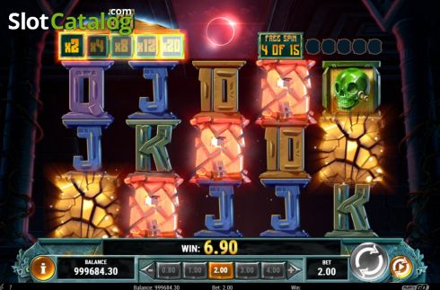 Ecran8. Cat Wilde and the Eclipse of the Sun God slot