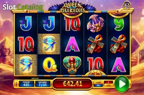 Free spins screen. Queen of the Pharaohs slot