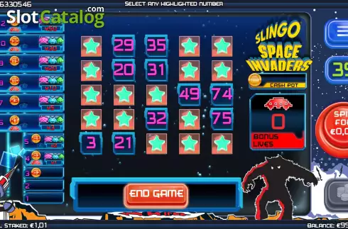 Gameplay Screen 2. Slingo Space Invaders slot