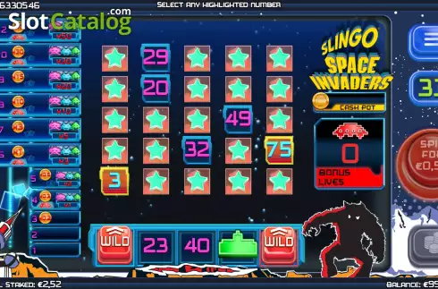 Gameplay Screen 3. Slingo Space Invaders slot