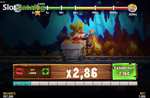 Gameplay Screen 2. Gus's Gold Minecart Mayhem slot